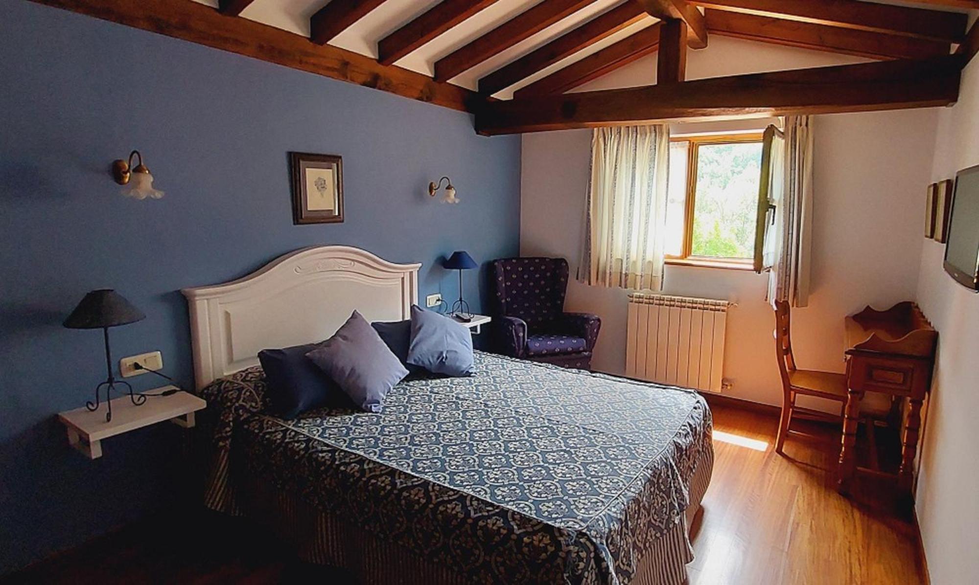 Picos De Europa Suites And Rooms Turieno Exterior foto